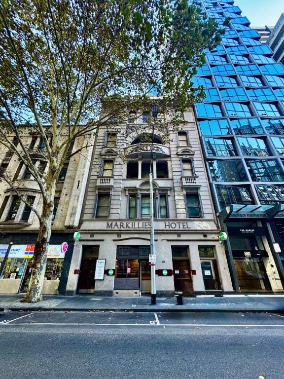 YHA Melbourne Central