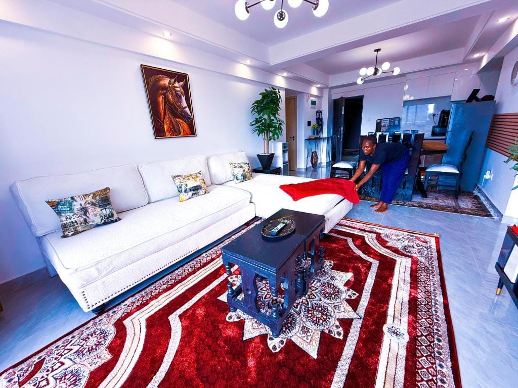 SPOTLESS HOSTEL, WESTLANDs Orc
