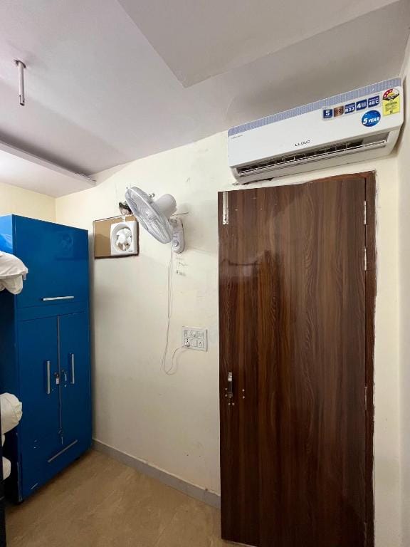 Back Stayz Delhi photo 3