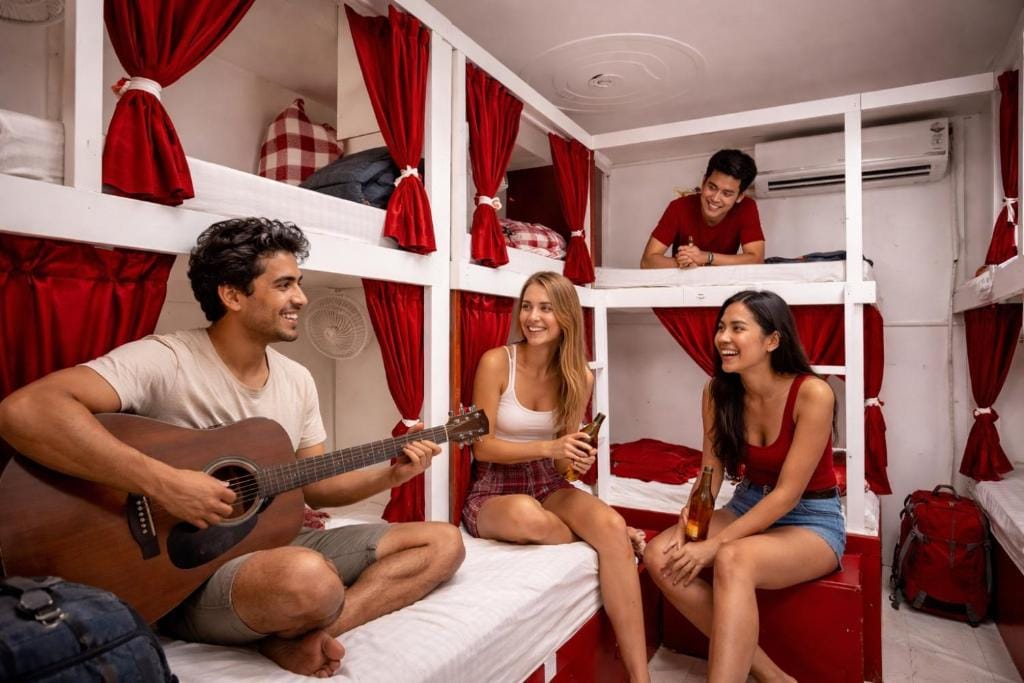 Cozy Inn Hostel