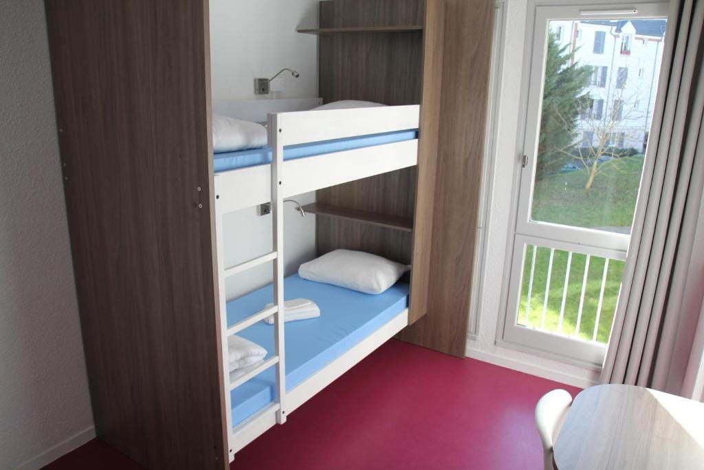 AUBERGE DE JEUNESSE D'ORLEANS photo 2