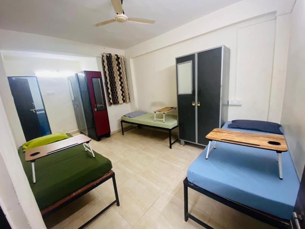 Alpine Hostel Services