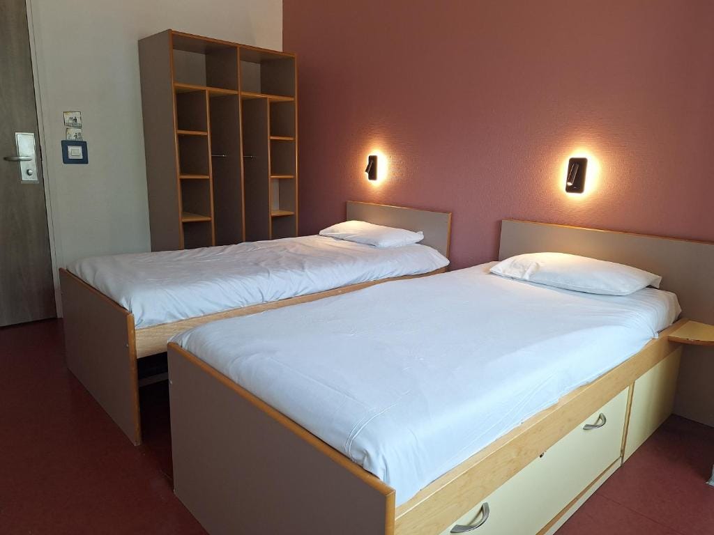 Auberge de Jeunesse HI Rouen photo 2