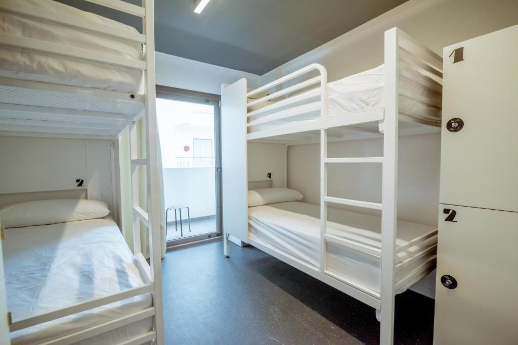 AMISTAT Island Hostel Ibiza - ALBERGUE JUVENIL photo 4