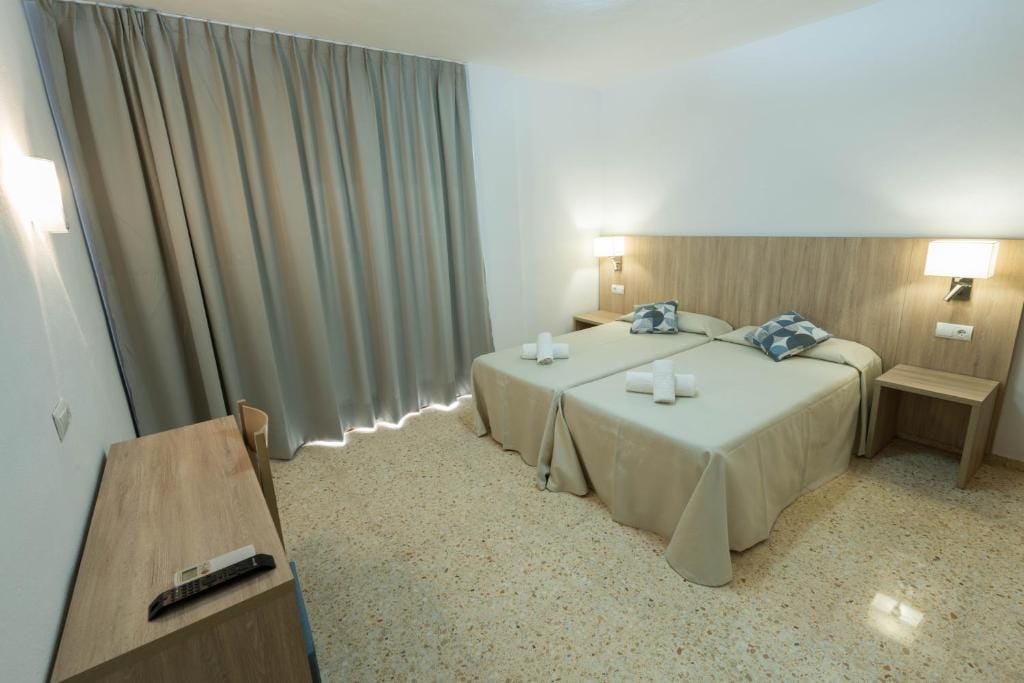 Hostal Mayol photo 2