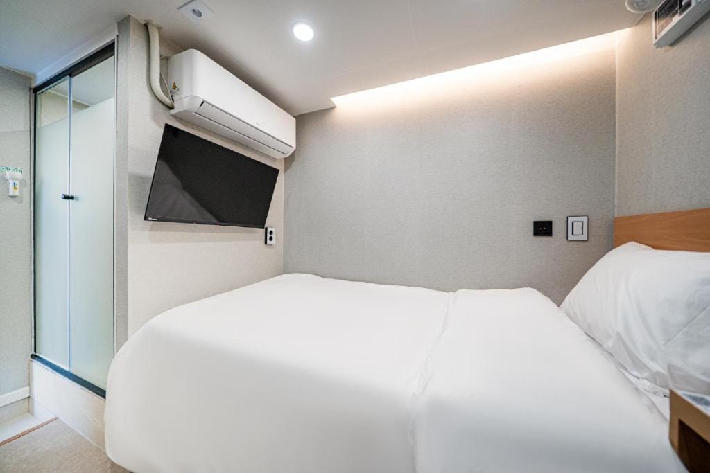 247 HOSTEL dongdaemun photo 3