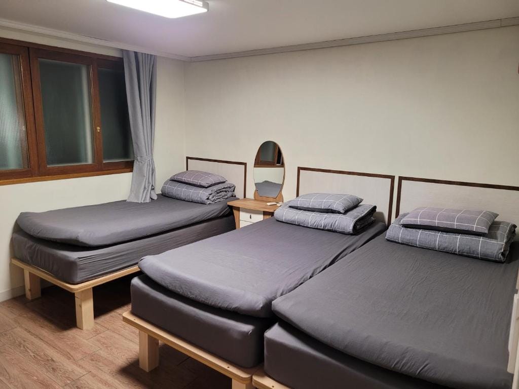 Able Guesthouse Hongdae photo 2
