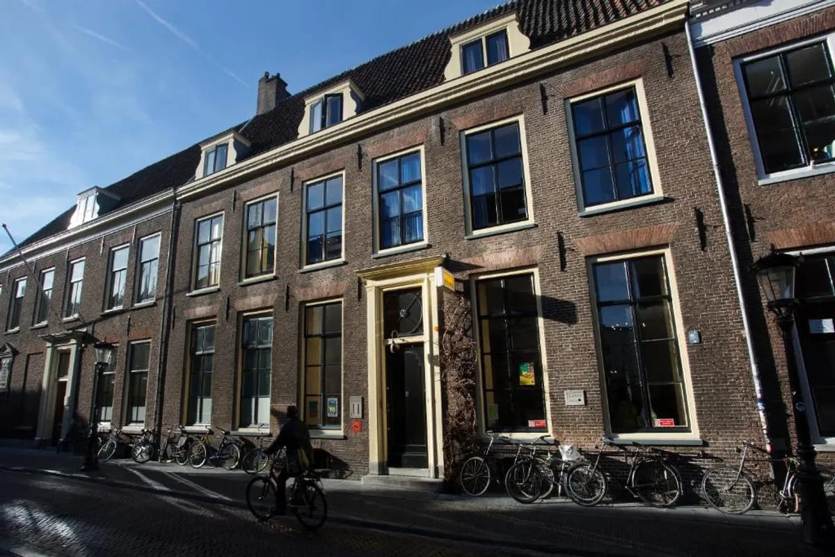 Utrecht hero