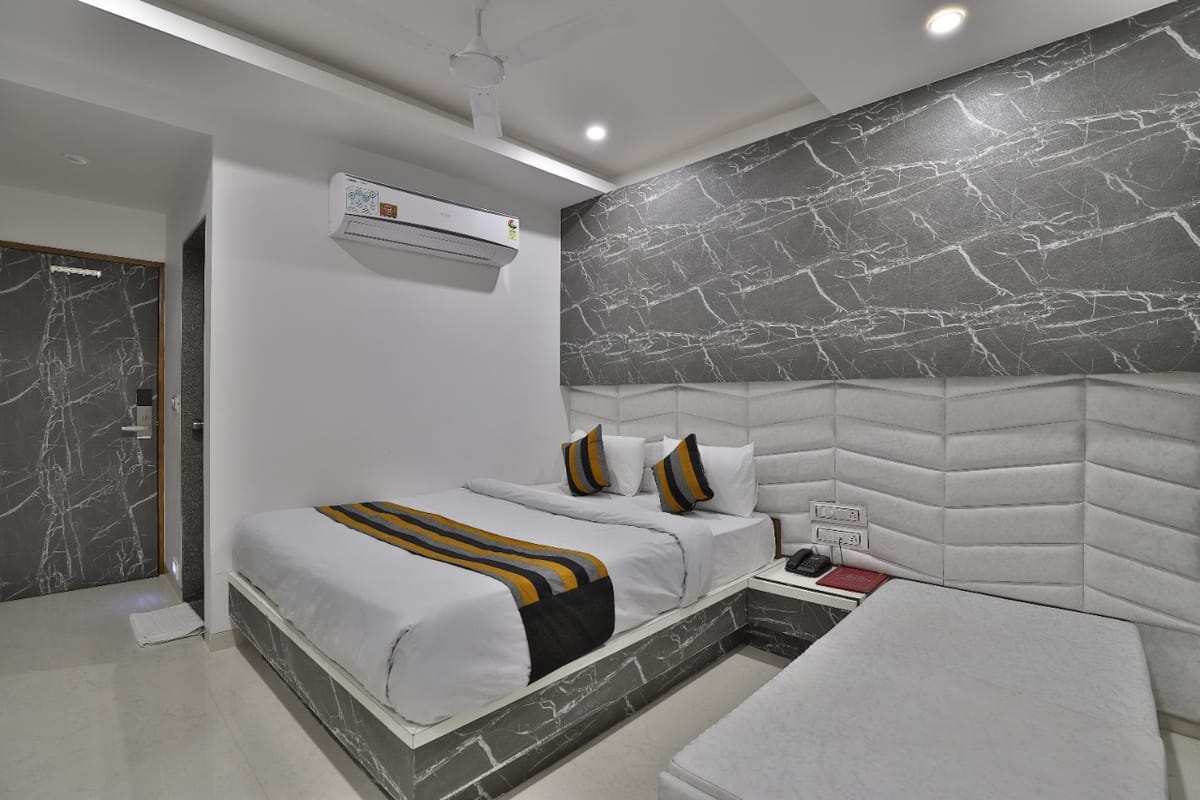 HOTEL LE GRAND photo 2