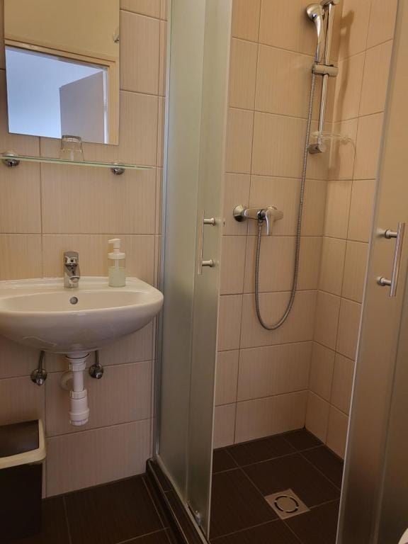 Martineum Felnőttképző Akadémia photo 3