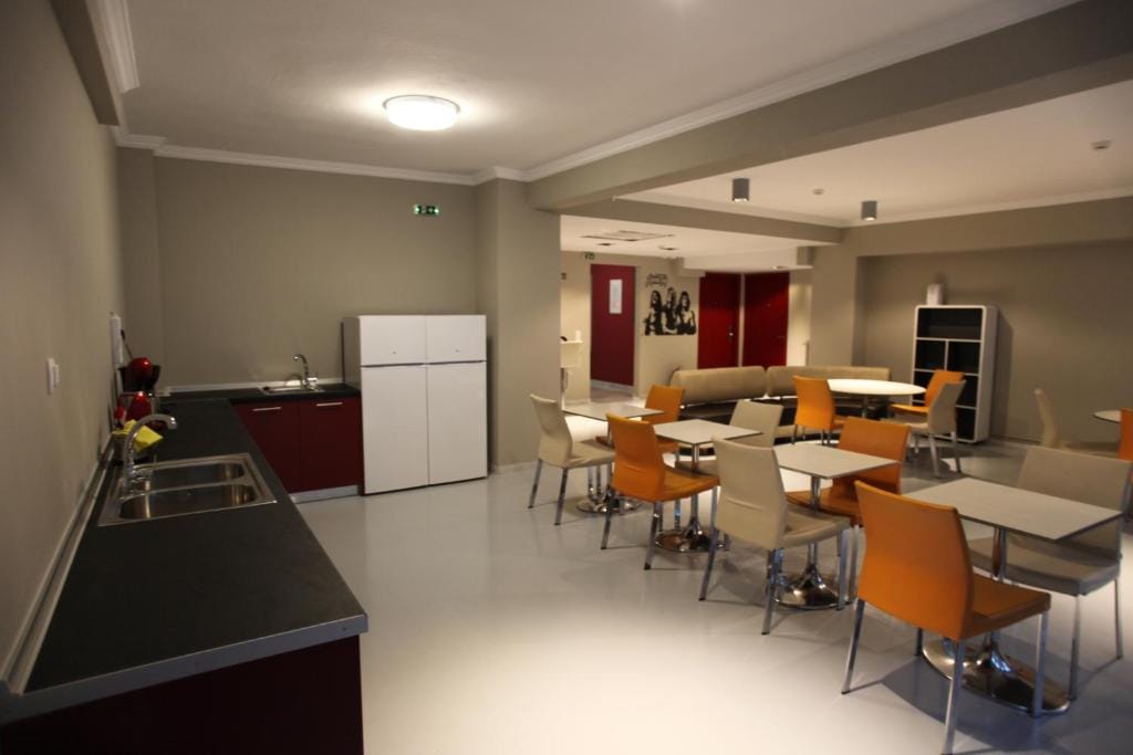 Stay Hybrid Youth Hostel photo 2