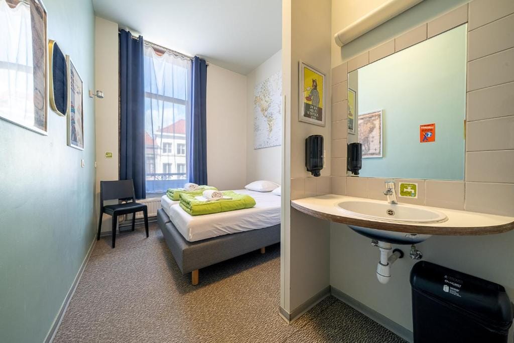 Auberge de Jeunesse de Tournai - Youth Hostel photo 3