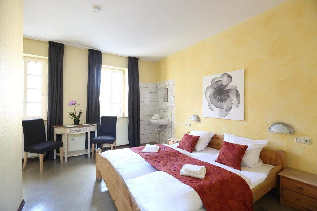 Kolping Hostel Trier im Warsberger Hof photo 2