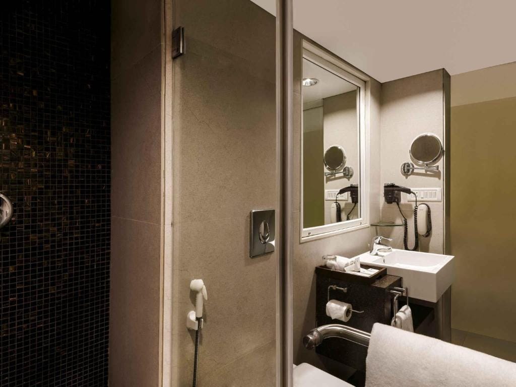 Grand Mercure Vadodara Surya Palace photo 4
