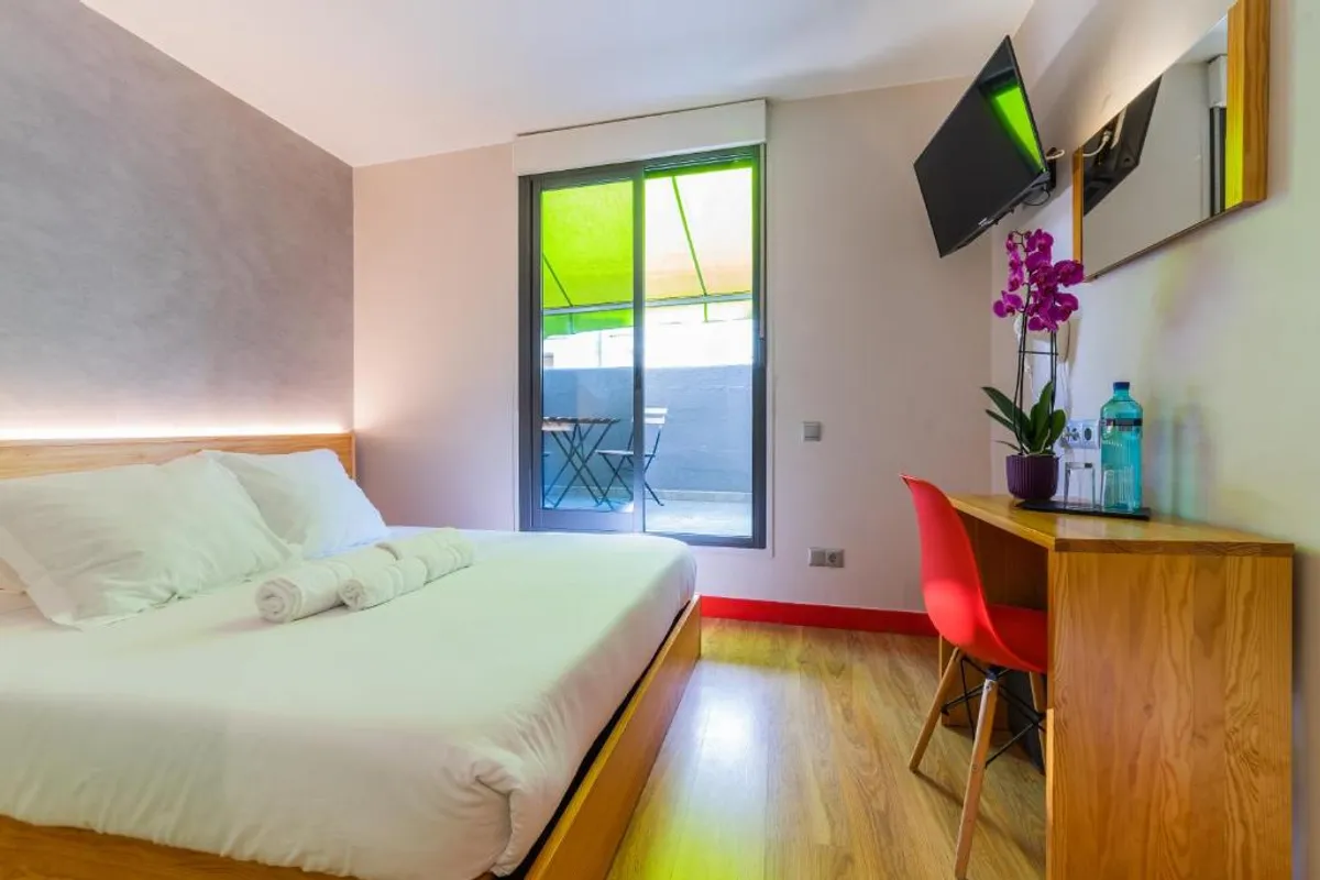 Ok Hostel Madrid photo 2